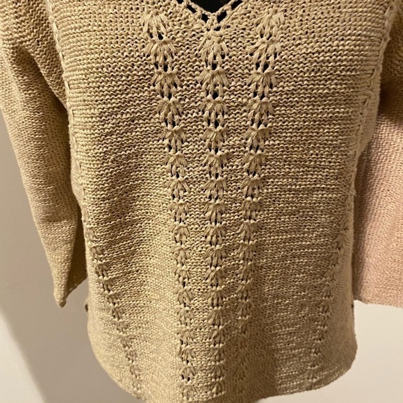 Woman Beige sweater with see trough details size L in perfect condition - Picture 4 of 6